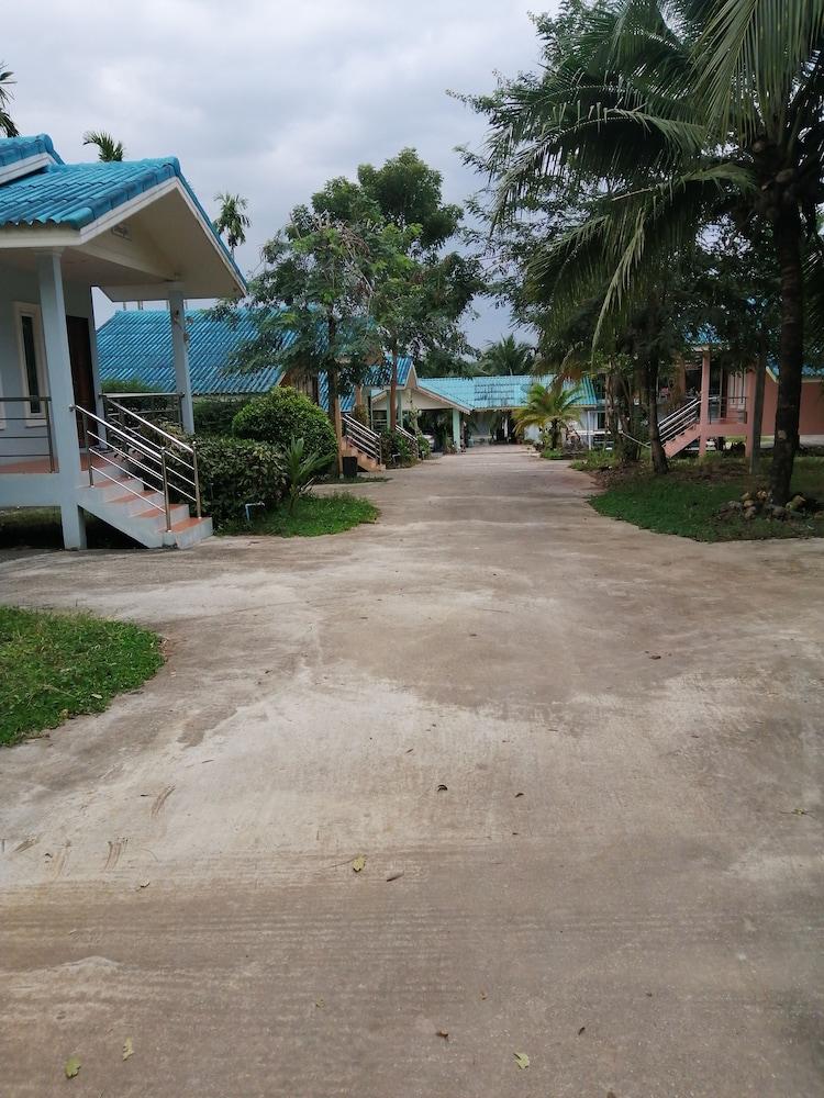 Oyo 75515 Sairung Farmstay Krabi Ngoại thất bức ảnh
