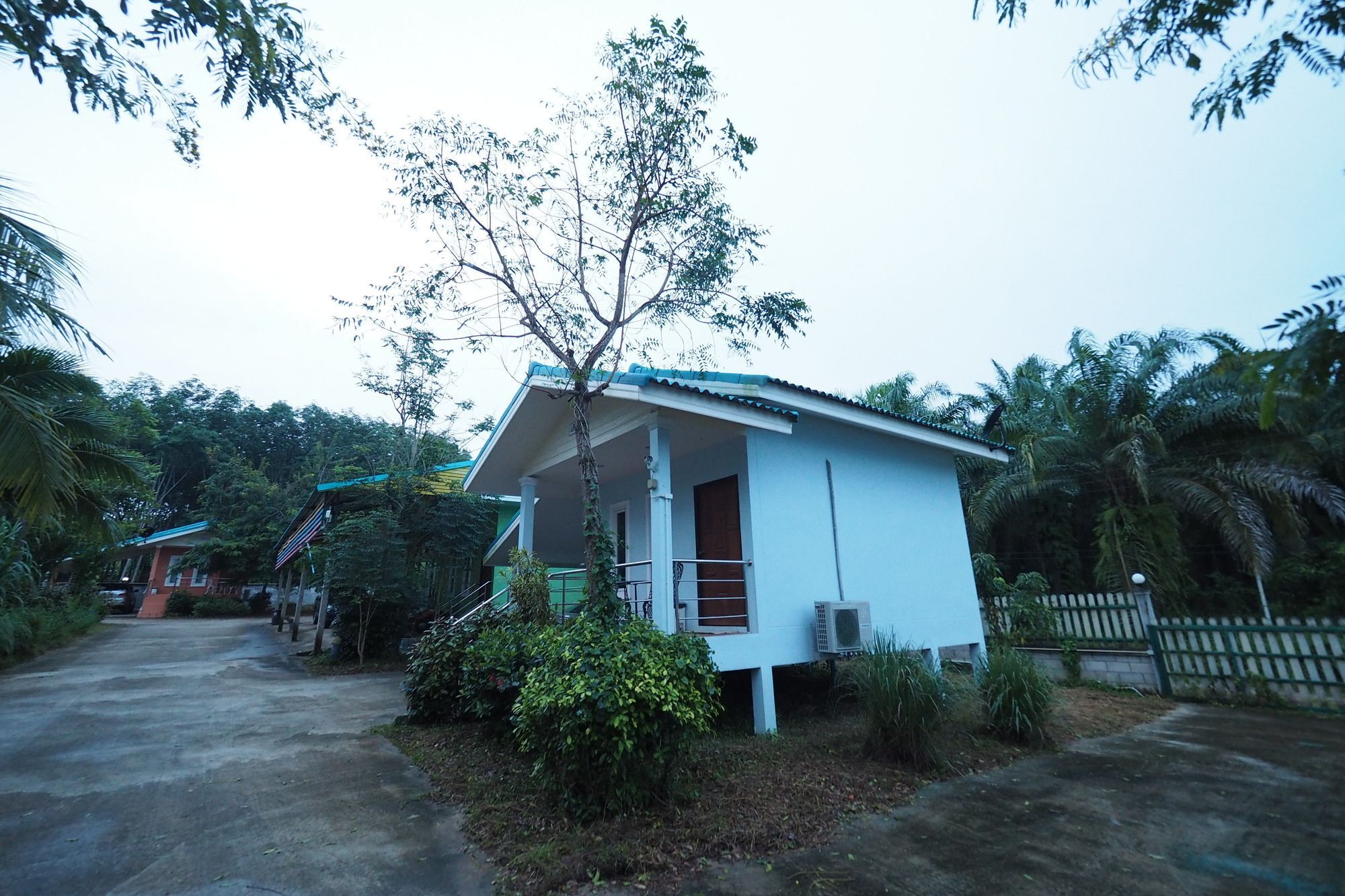 Oyo 75515 Sairung Farmstay Krabi Ngoại thất bức ảnh